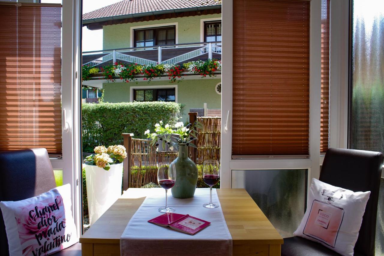 Appartementhaus Sibylle บาดฟึสซิง ภายนอก รูปภาพ